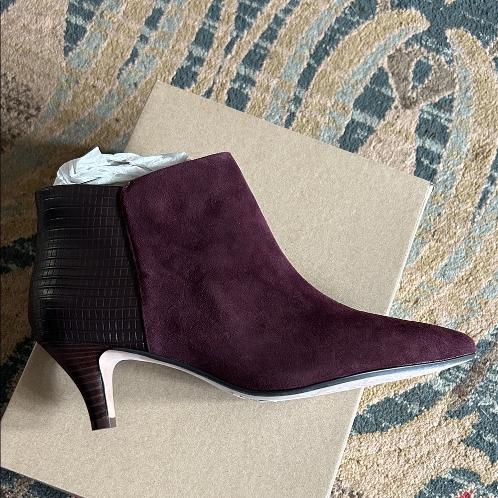Clarks Linvale Sea Maroon Suede and Dark Brown Ankle Booties - Picture 5 of 5